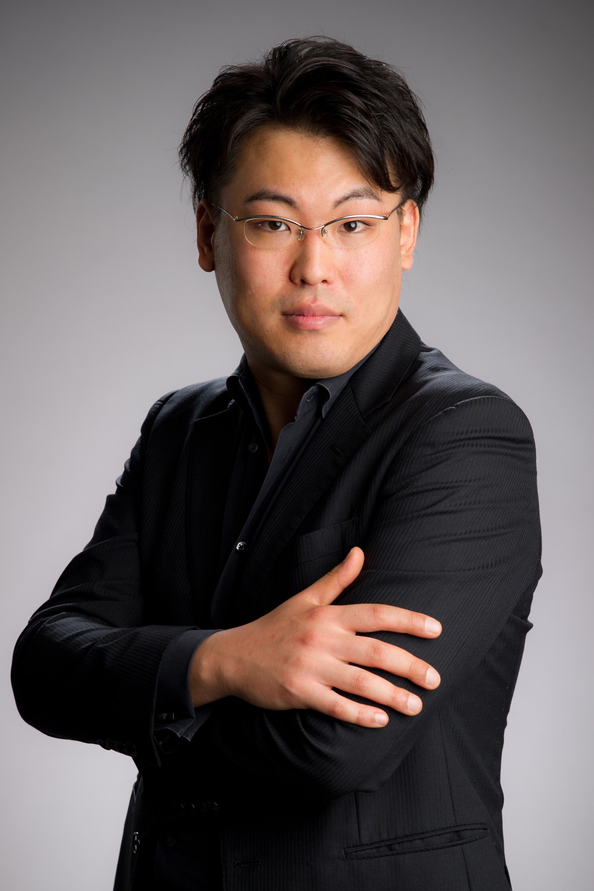 ピアニスト_岡本知也_HP用　(c)Shigeto IMURA.jpg