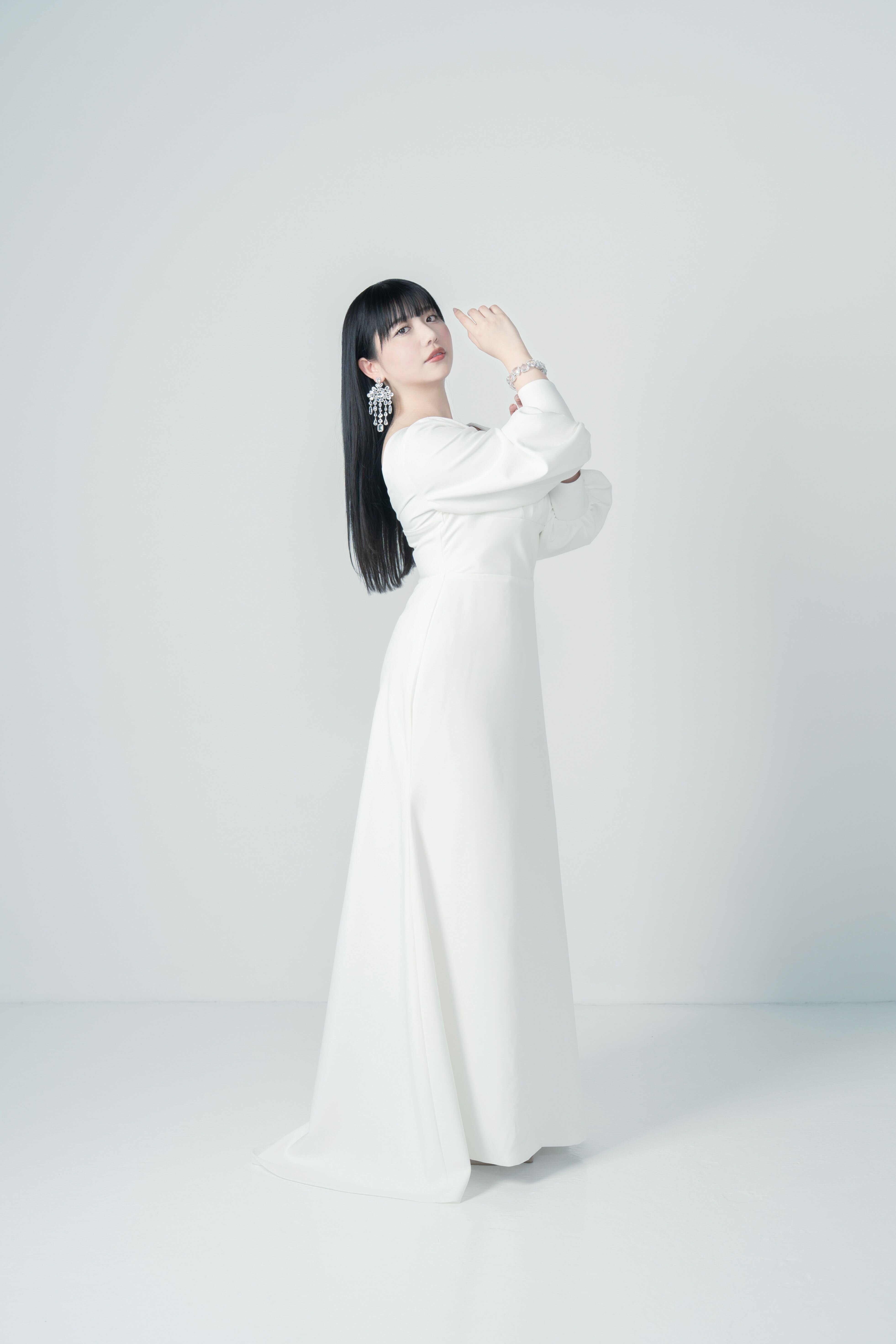 上野舞HP.jpg