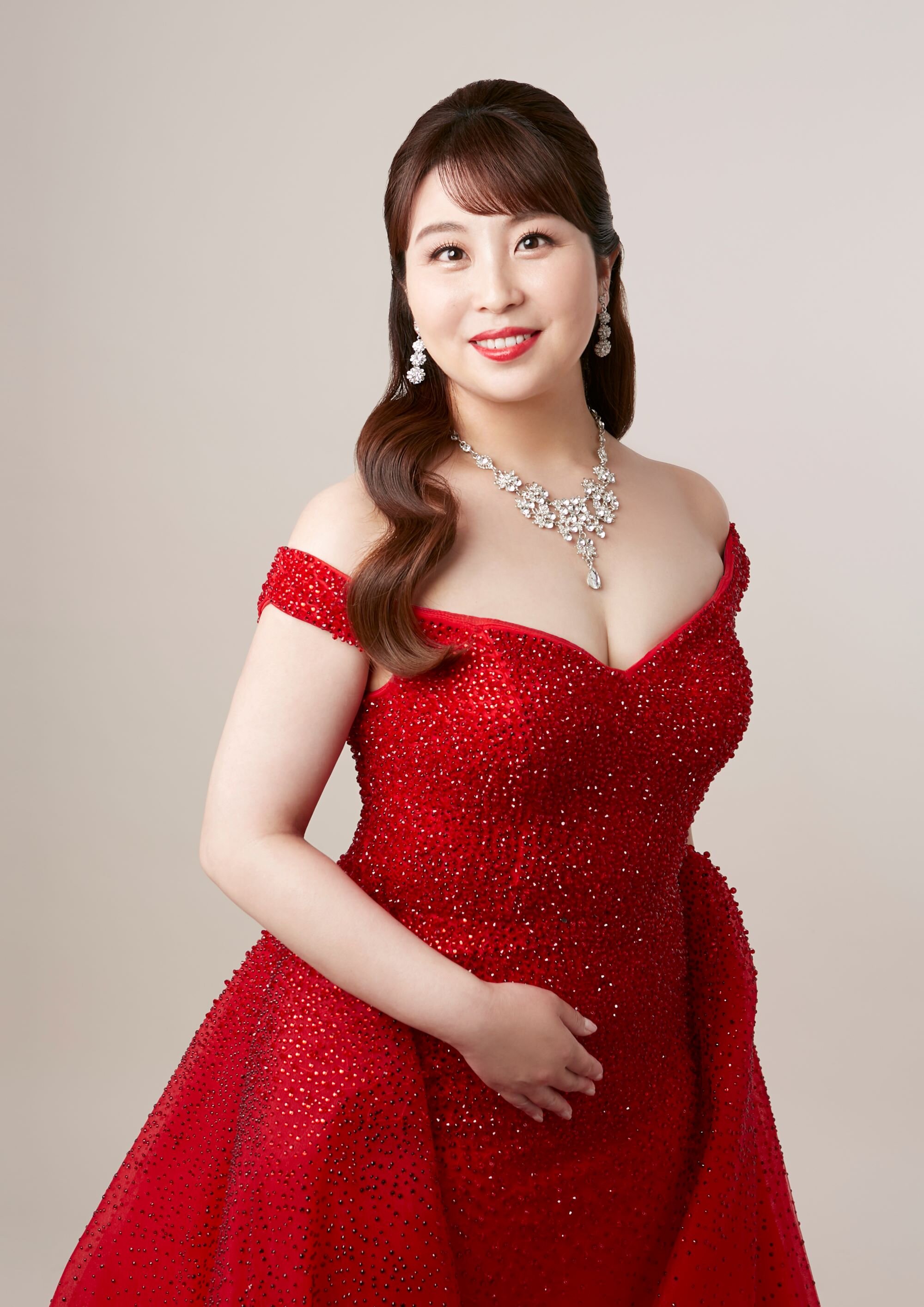 村山舞HP用.jpg