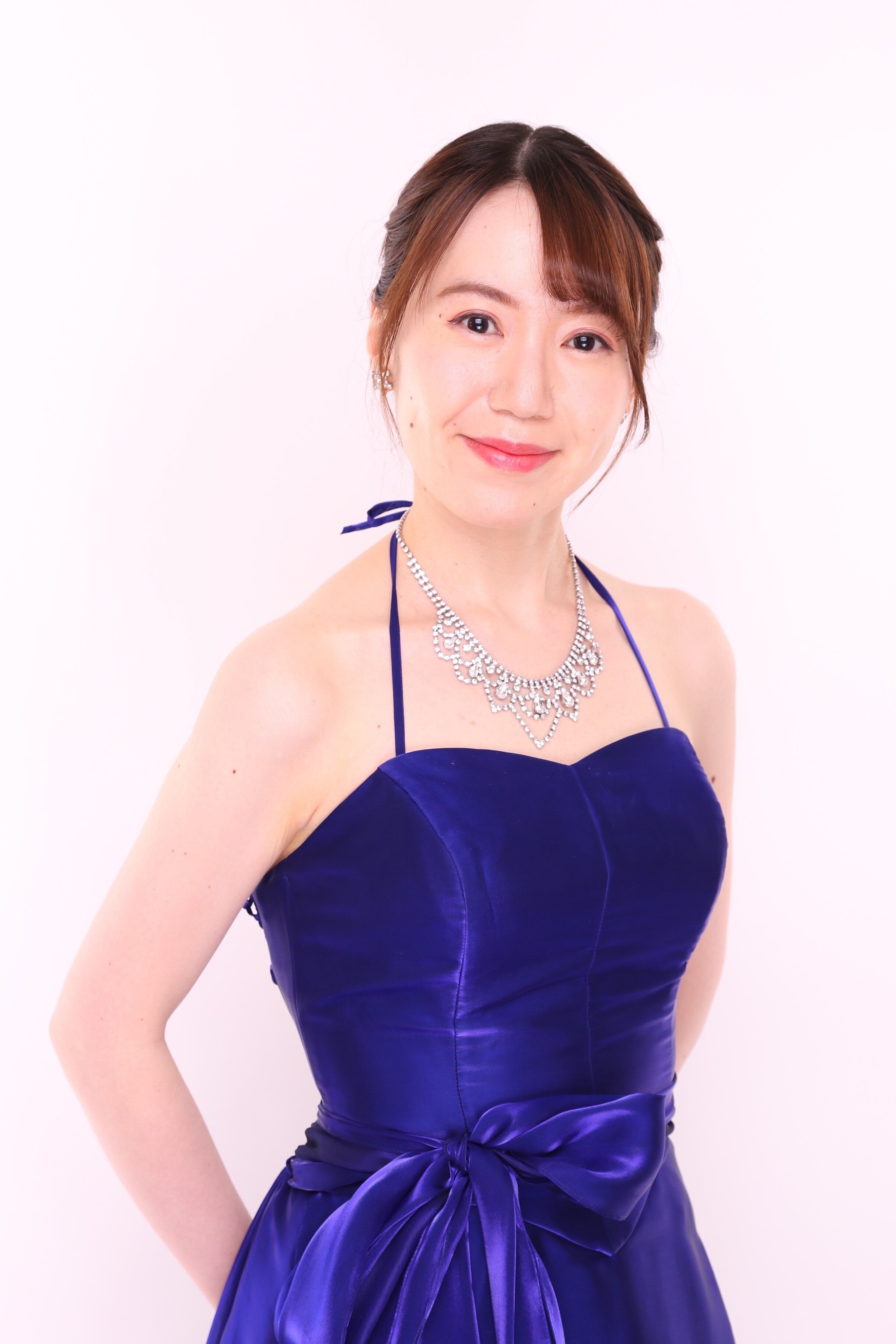 阿見真依子HP用.jpg